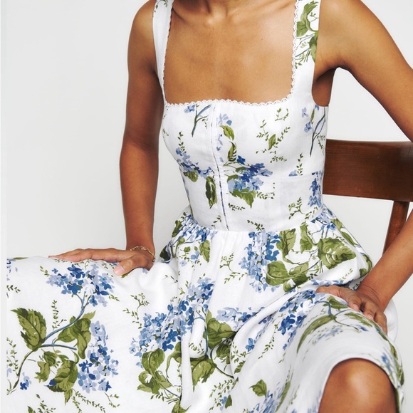 Reformation’s infamous tagliatelle linen dress in Riviera - Picture 2 of 6